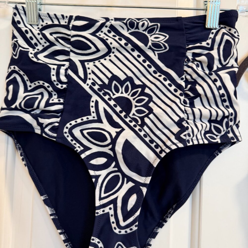 Aerie High Waisted Bikini Set Navy White Cutout Ring Top Size M - Picture 3 of 12